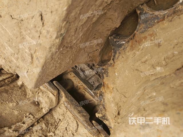 右驅(qū)動(dòng)輪(行走機(jī)構(gòu)) 右驅(qū)動(dòng)輪(行走機(jī)構(gòu))