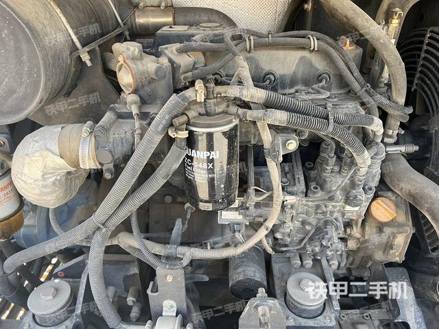 发动机整体俯视(整机外观) 发动机整体俯视(整机外观)