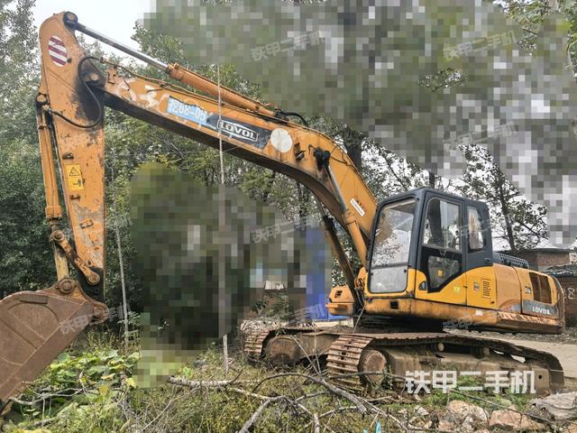 雷沃重工FR225E挖掘機(jī)