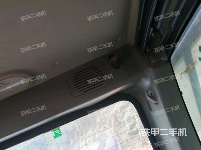 駕駛室左后45度(駕駛室部分) 駕駛室左后45度(駕駛室部分)