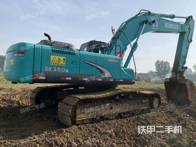 整機(jī)右后45°(整機(jī)外觀) 整機(jī)右后45°(整機(jī)外觀)