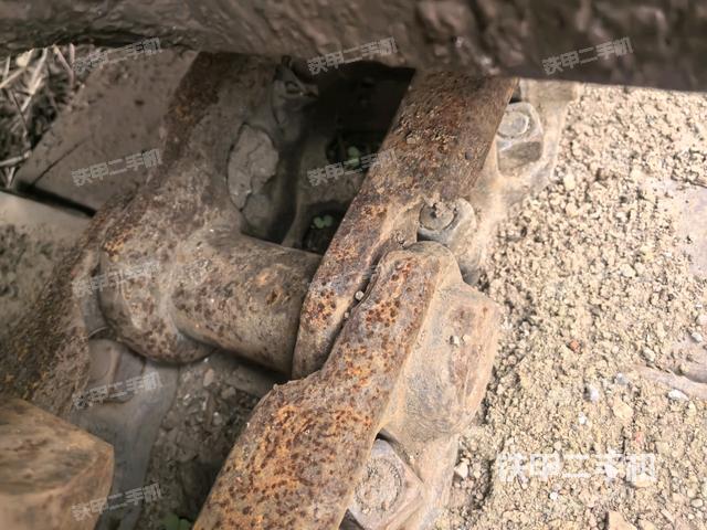 右驅動輪（行走機構）