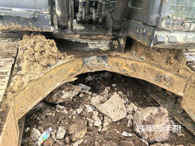 大臂根部?斜視(工作和回轉(zhuǎn)裝置) 大臂根部?斜視(工作和回轉(zhuǎn)裝置)