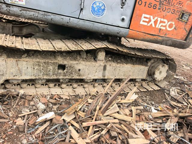 右側行走馬達蓋板(行走機構) 右側行走馬達蓋板(行走機構)