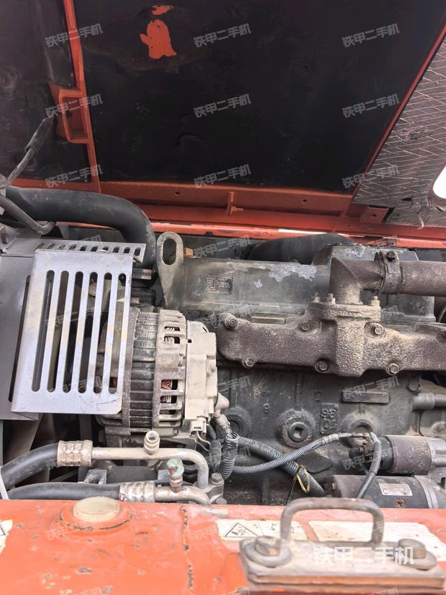 發(fā)動(dòng)機(jī)室(上車部件) 發(fā)動(dòng)機(jī)室(上車部件)