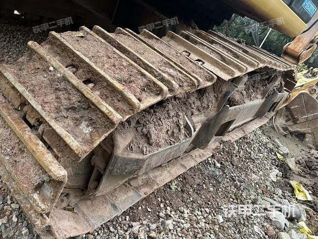 左側(cè)履帶整體?(行走機構(gòu)) 左側(cè)履帶整體?(行走機構(gòu))