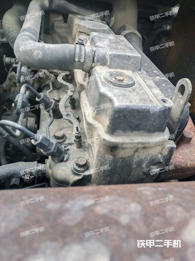 發(fā)動機整體俯視(整機外觀) 發(fā)動機整體俯視(整機外觀)