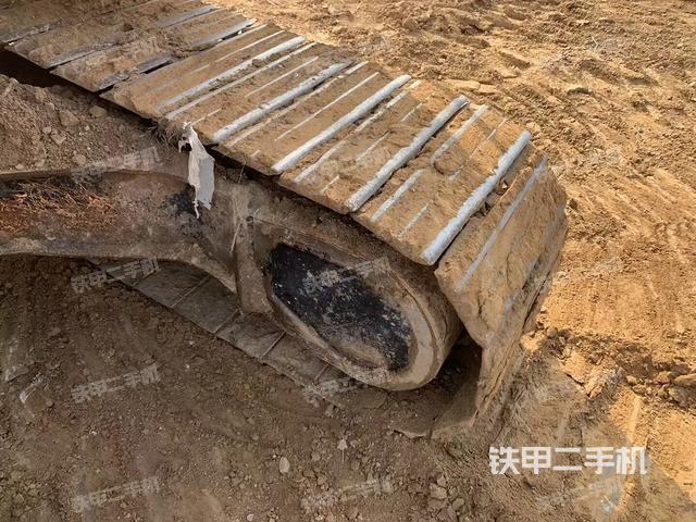 单侧履带整体（整机外观）