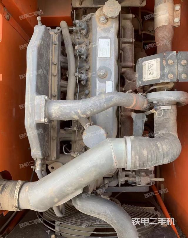 发动机整体俯视（整机外观）