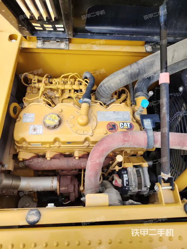 發(fā)動(dòng)機(jī)整體俯視（整機(jī)外觀）