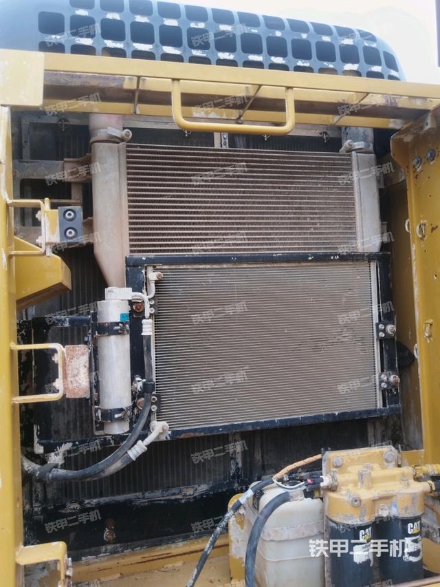 散热器正面（大件舱室）