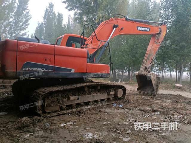 整機右后45°（整機外觀）