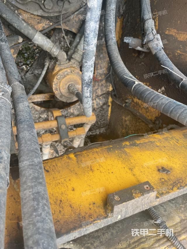 驾驶室顶部俯视（上车部件）