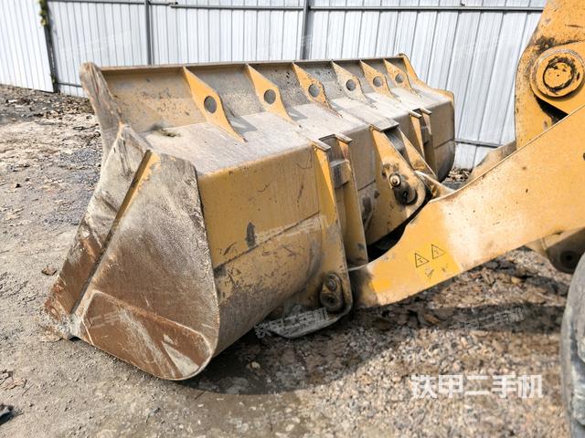 工作裝置整體（整機外觀及大件）