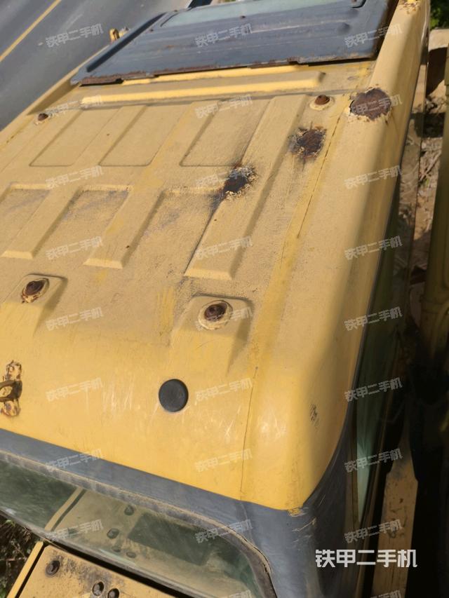 駕駛室頂部（整機(jī)外觀）