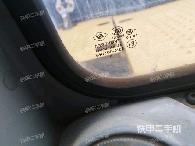 座椅后部（驾驶室部分）