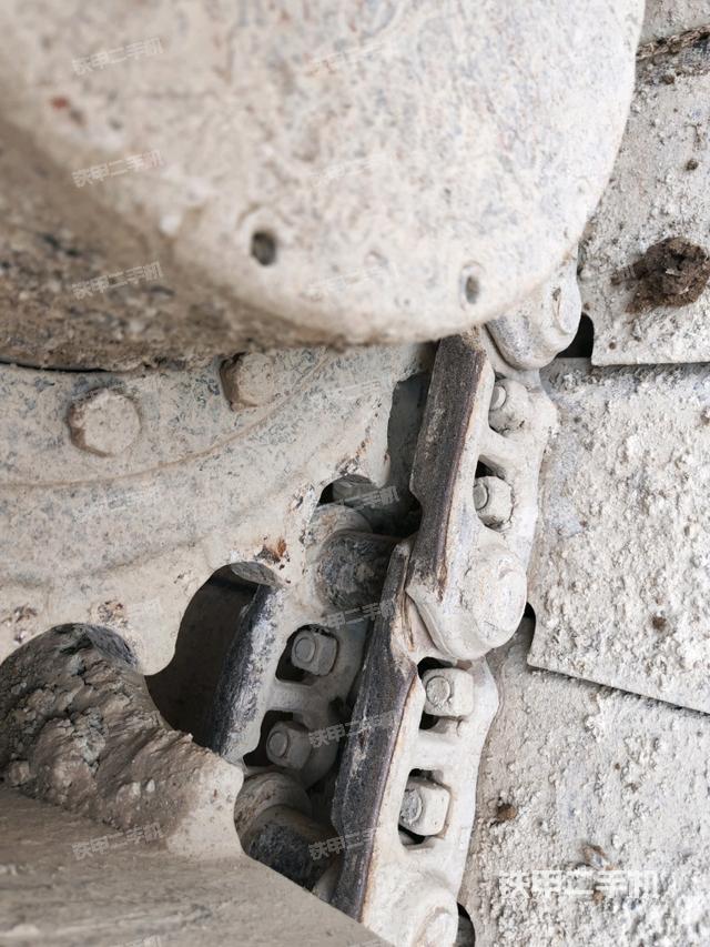 左侧行走马达盖板（行走机构）