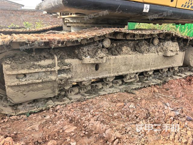 左侧履带整体 （行走机构）