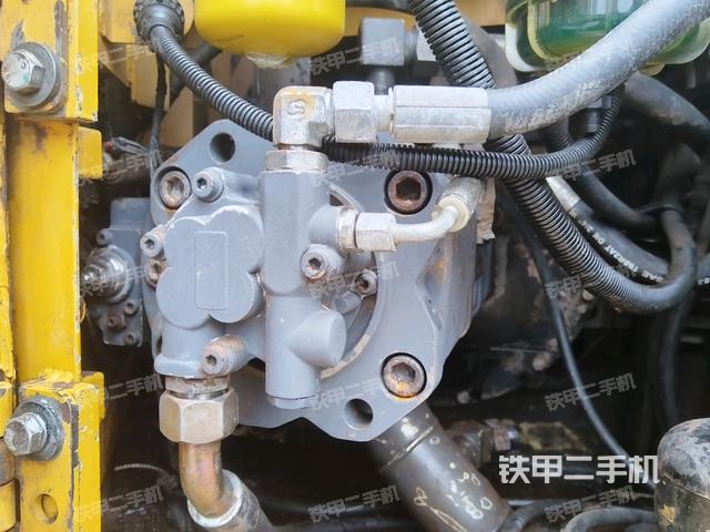 液压泵斜45 左（大件舱室）