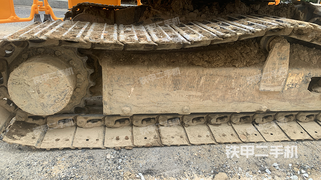 单侧履带整体（整机外观）