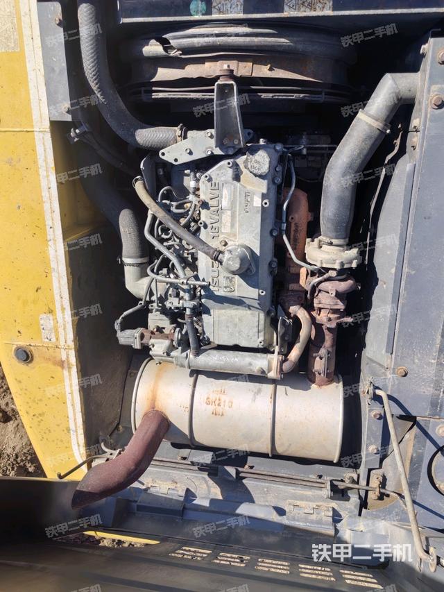 發(fā)動機(jī)整體俯視(整機(jī)外觀) 發(fā)動機(jī)整體俯視(整機(jī)外觀)