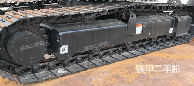 单侧履带整体（整机外观）