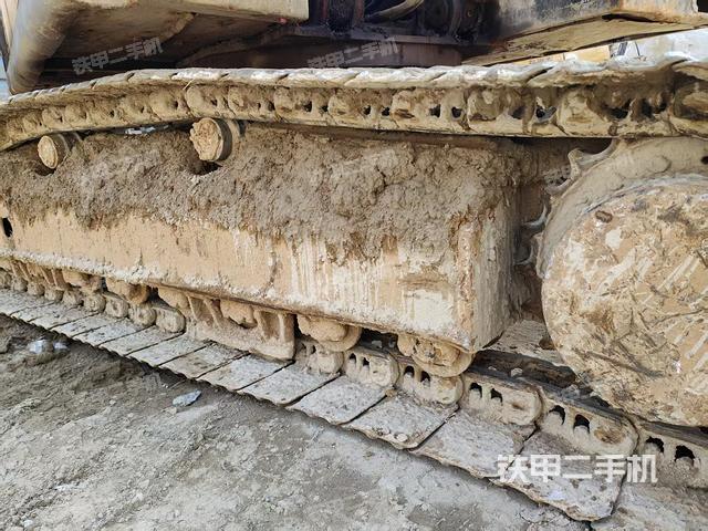 单侧履带整体（整机外观）