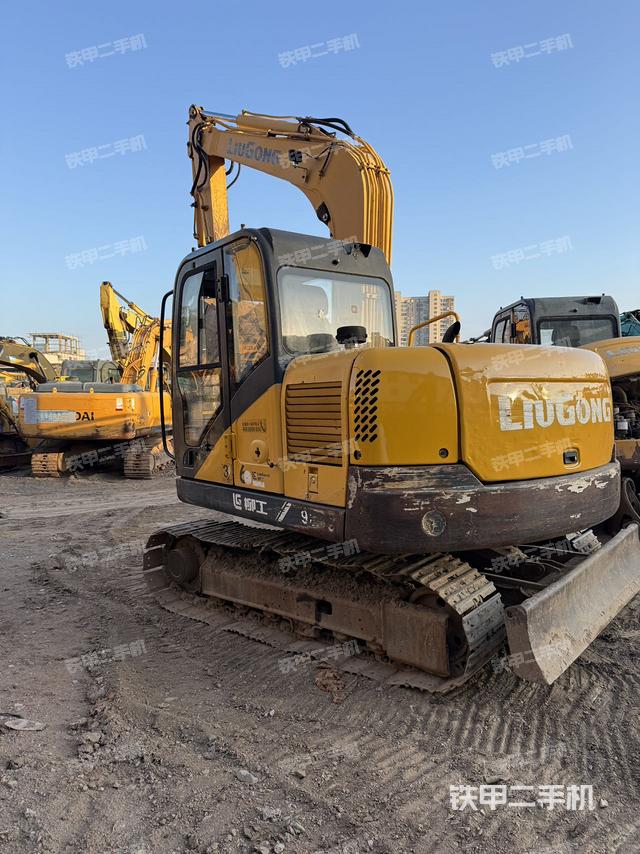 整机右后45°（整机外观）