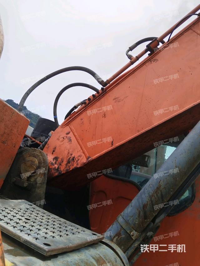 大臂根部?斜視（工作和回轉(zhuǎn)裝置）