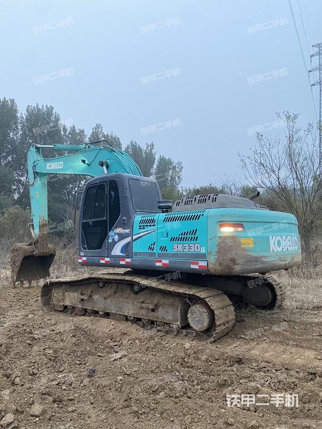 神鋼SK260LC-8挖掘機(jī)