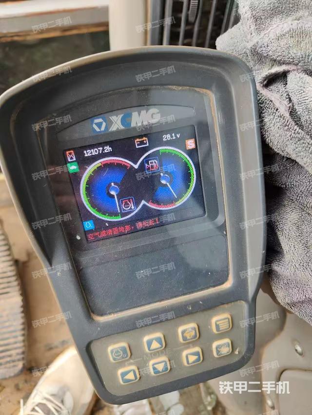 駕駛室整體（整機(jī)外觀）