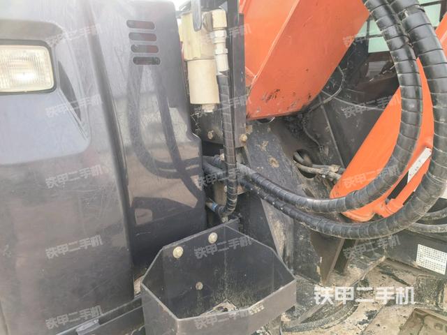 大臂根部?斜(工作和回轉(zhuǎn)裝置) 大臂根部?斜(工作和回轉(zhuǎn)裝置)