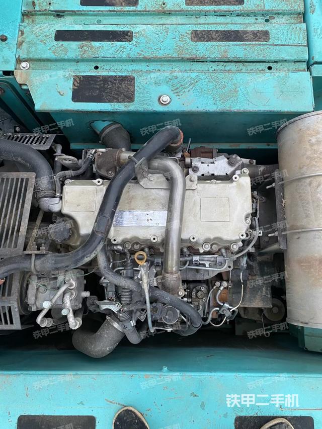 發(fā)動(dòng)機(jī)整體俯視（整機(jī)外觀）