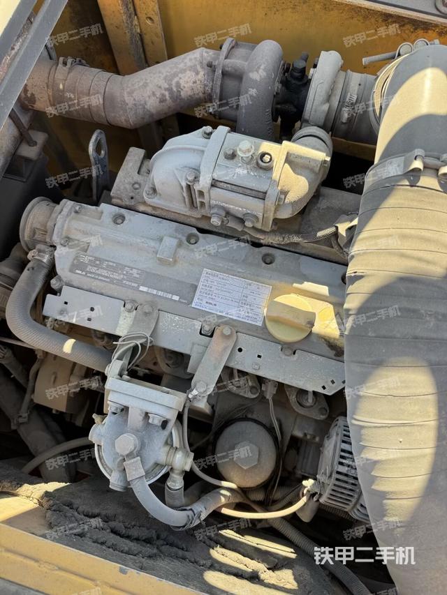 发动机整体俯视（整机外观）