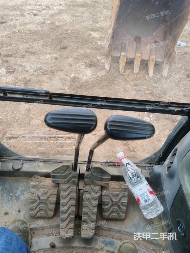 驾驶室左前45度（驾驶室部分）