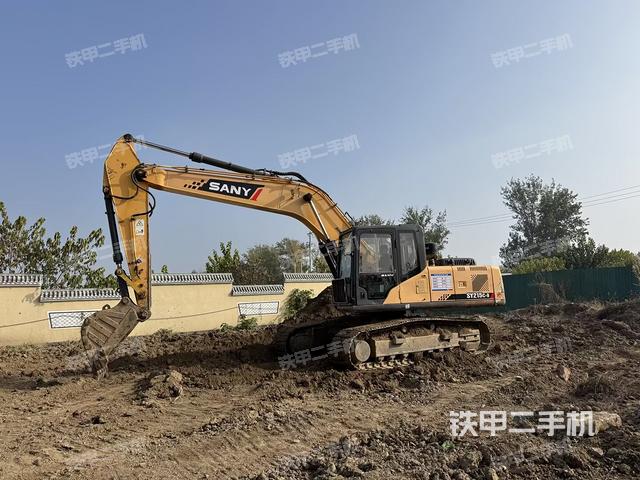 三一重工SY215C挖掘機