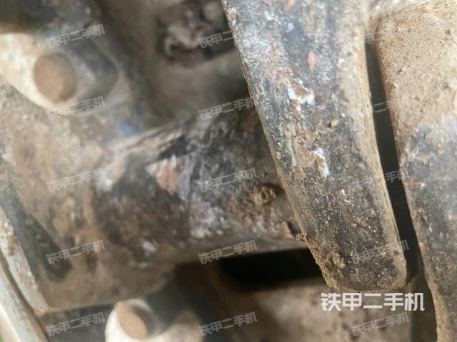 右侧履带整体（行走机构）