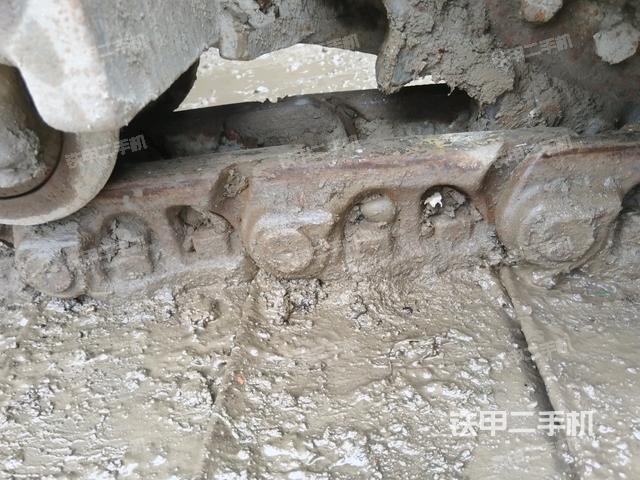 左側(cè)行走馬達(dá)蓋板（行走機(jī)構(gòu)）