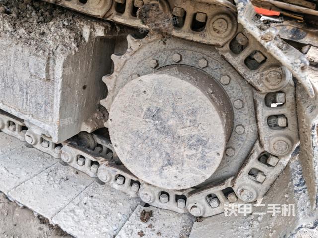 左驱动轮（行走机构）