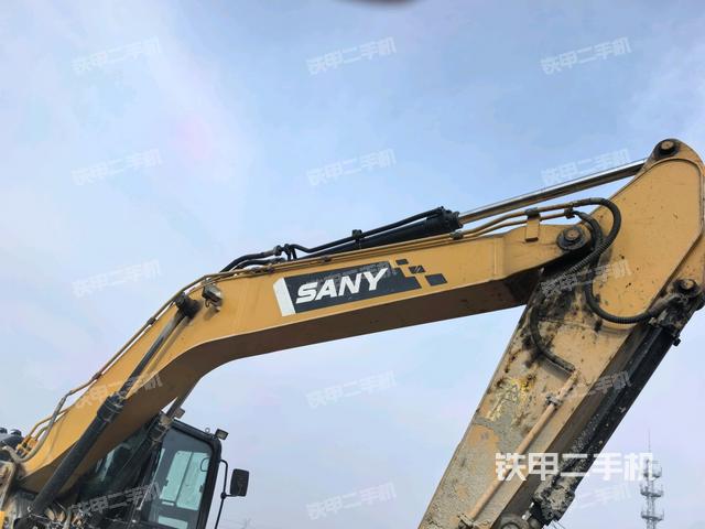 大臂整体 右侧（工作和回转装置）