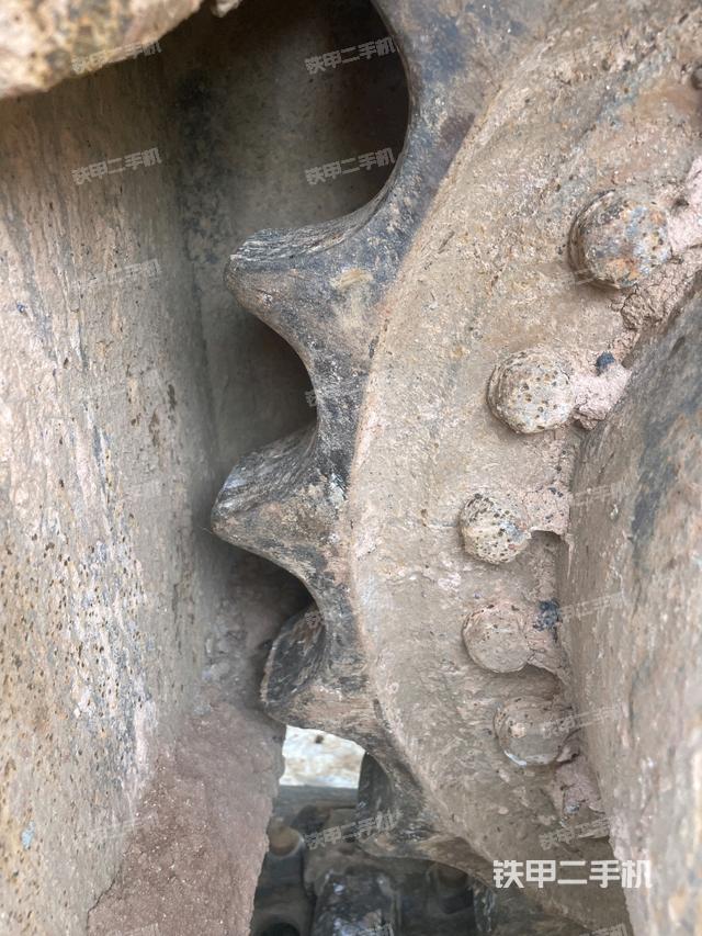 左驱动轮（行走机构）