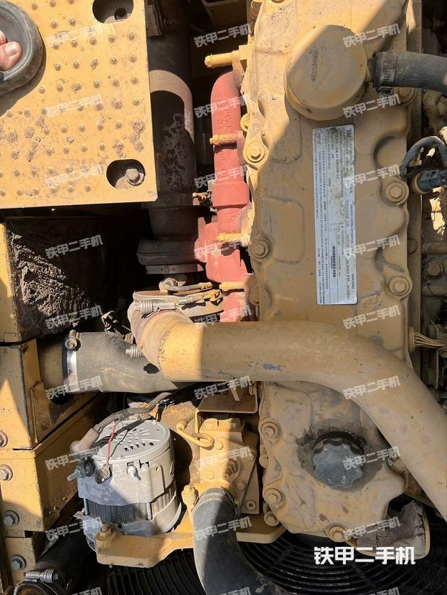 发动机整体俯视(整机外观) 发动机整体俯视(整机外观)