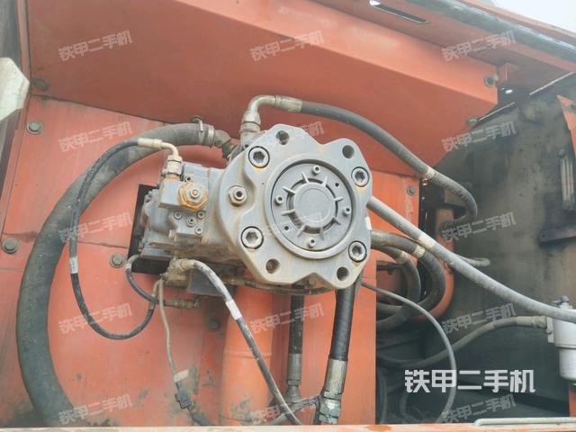 液壓泵斜45?左（大件艙室）