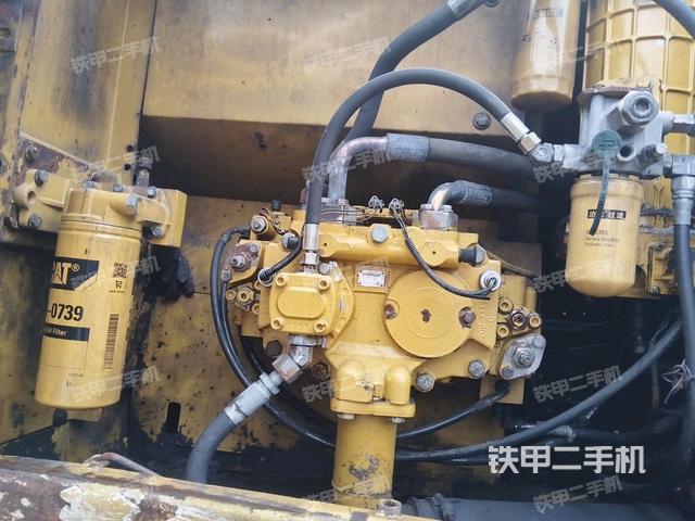 液压泵斜45 左（大件舱室）