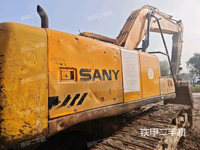 整機右后45°（整機外觀）