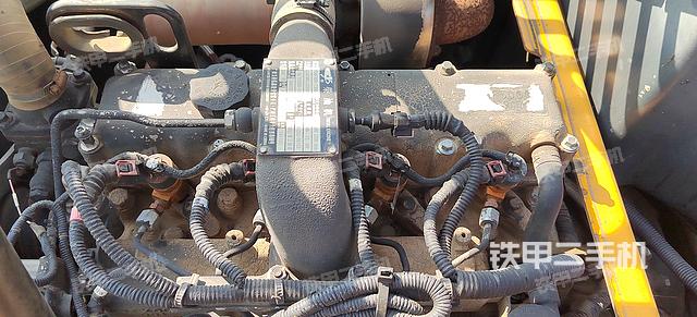 發(fā)動(dòng)機(jī)整體俯視（整機(jī)外觀）