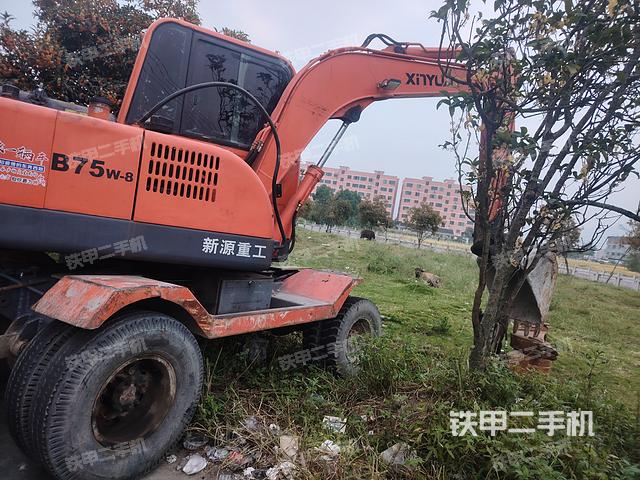 单侧履带整体（整机外观）