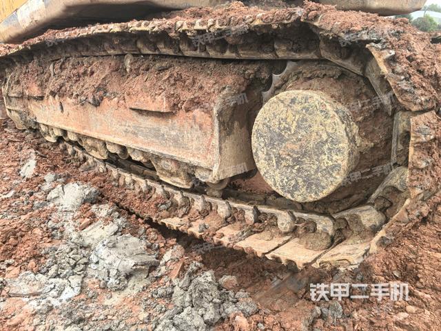 右側(cè)履帶整體（行走機(jī)構(gòu)）