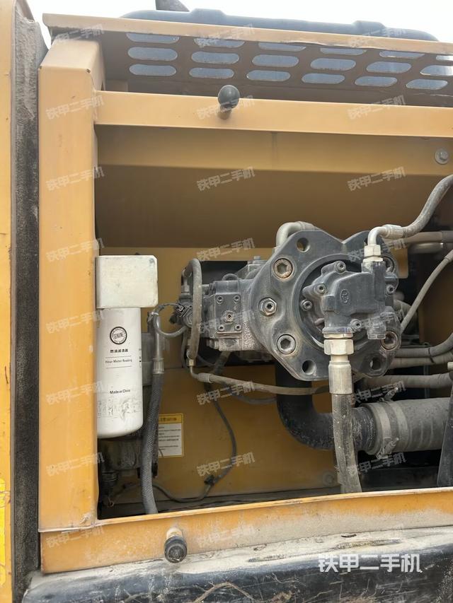 液壓泵室（大件艙室）