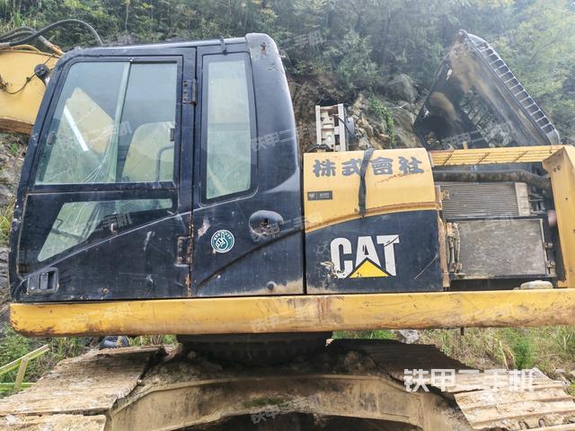 后窗玻璃角標(biāo)（駕駛室部分）